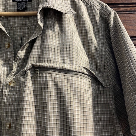 Avia Short Sleeve Mens Travel Shirt - Picture 3 of 3